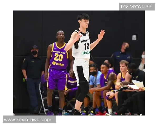 张姓篮球明星的辉煌历程与成就探秘，如何影响了中国篮球的发展与未来